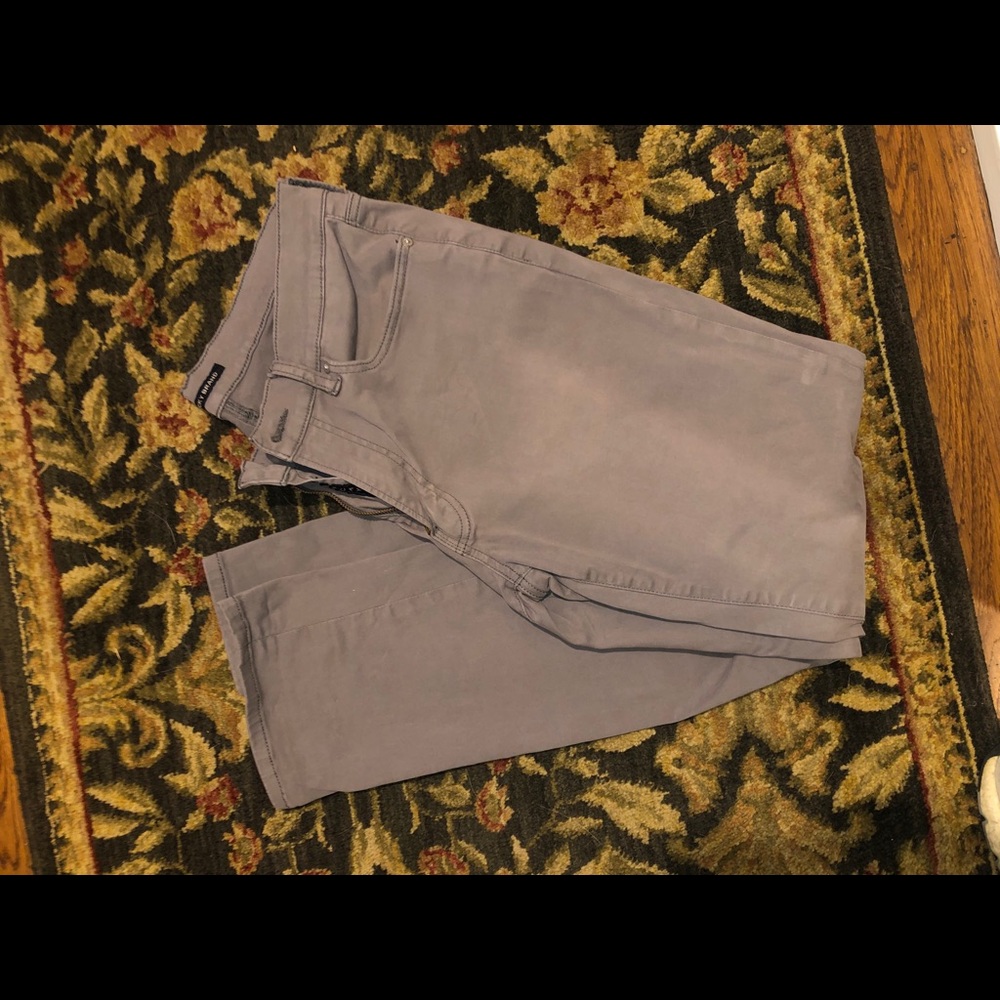Grey lucky brand stretch jeans. 32x32.